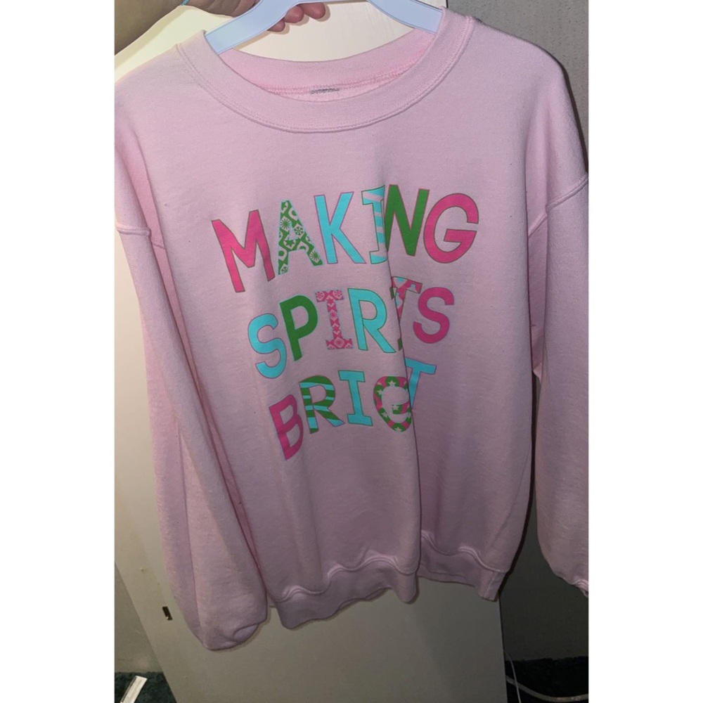 sweatshirt